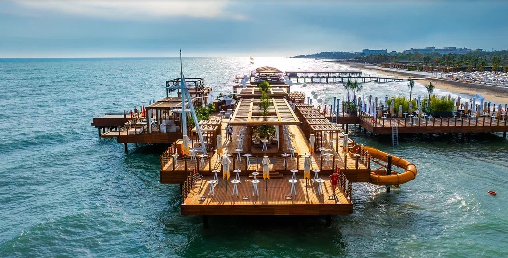 GlorIa Hotels & Resorts’tan  Sezona Işıltılı Bir Başlangıç: PremIum PIer Açıldı