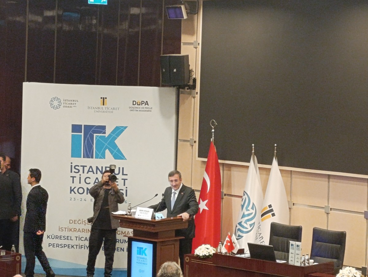 İSTANBUL TİCARET KONGRESİ KAPILARINI AÇTI: KÜRESEL TİCARETİN GELECEĞİ TARTIŞILIYOR